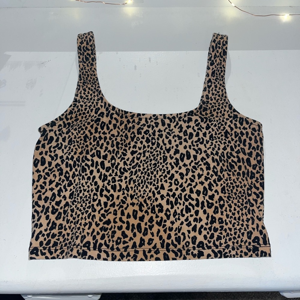 crop top